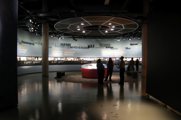 Modern Architecture Canadian War Museum Ottawa Moriyama & Teshima Griffiths Rankin Cook